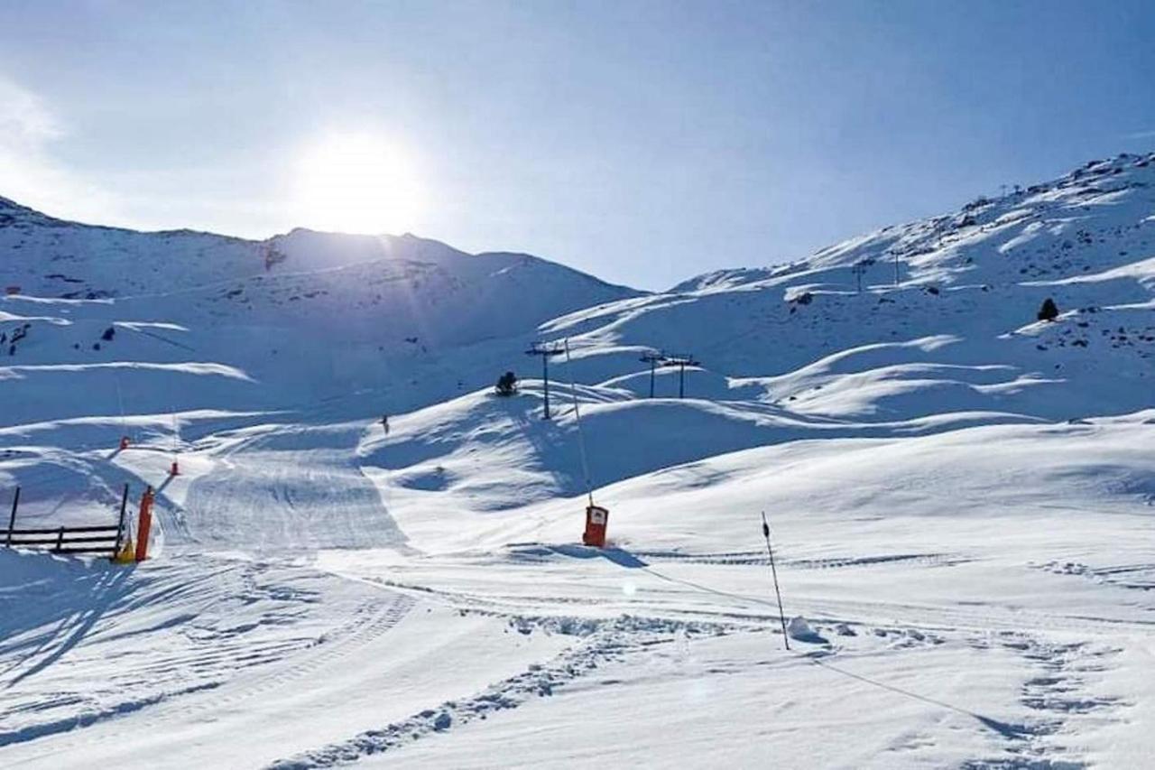 Ballbenas Benasque Esterno foto